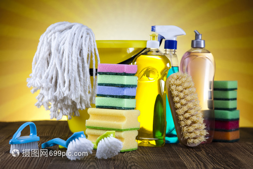 清洁用品 日落时分，让家务劳动成为多彩生活的序曲