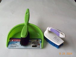 凌珂塑胶模具厂 高品质塑料清洁用品的高清视觉展示